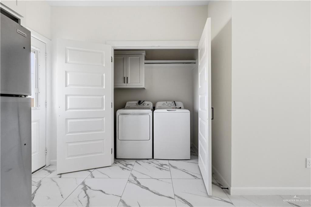 1324 N Abesam Ave #1 - Photo 7 of 36