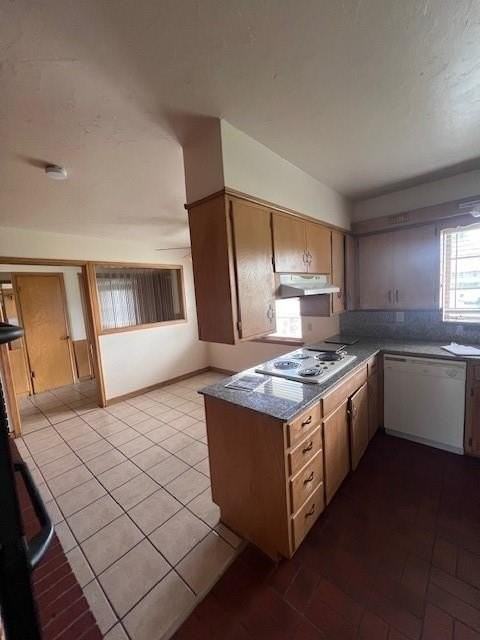 1301 Ne 53rd St - Photo 6 of 27