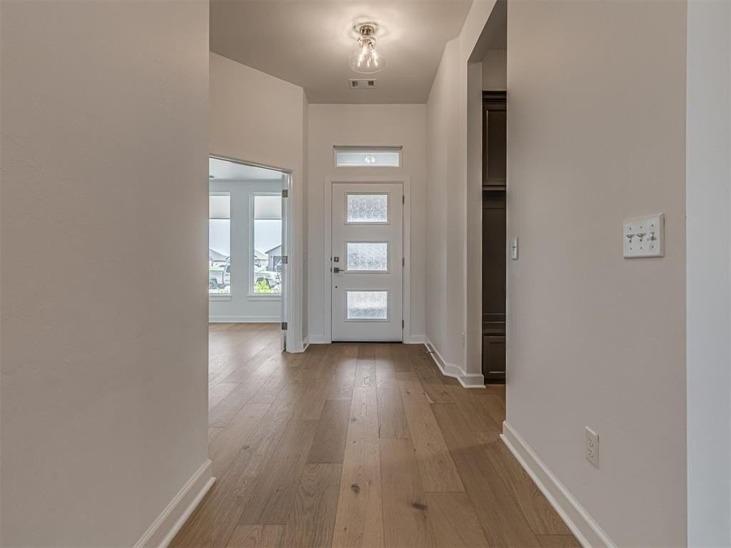 16302 S 89th East Ave - Photo 7 of 42