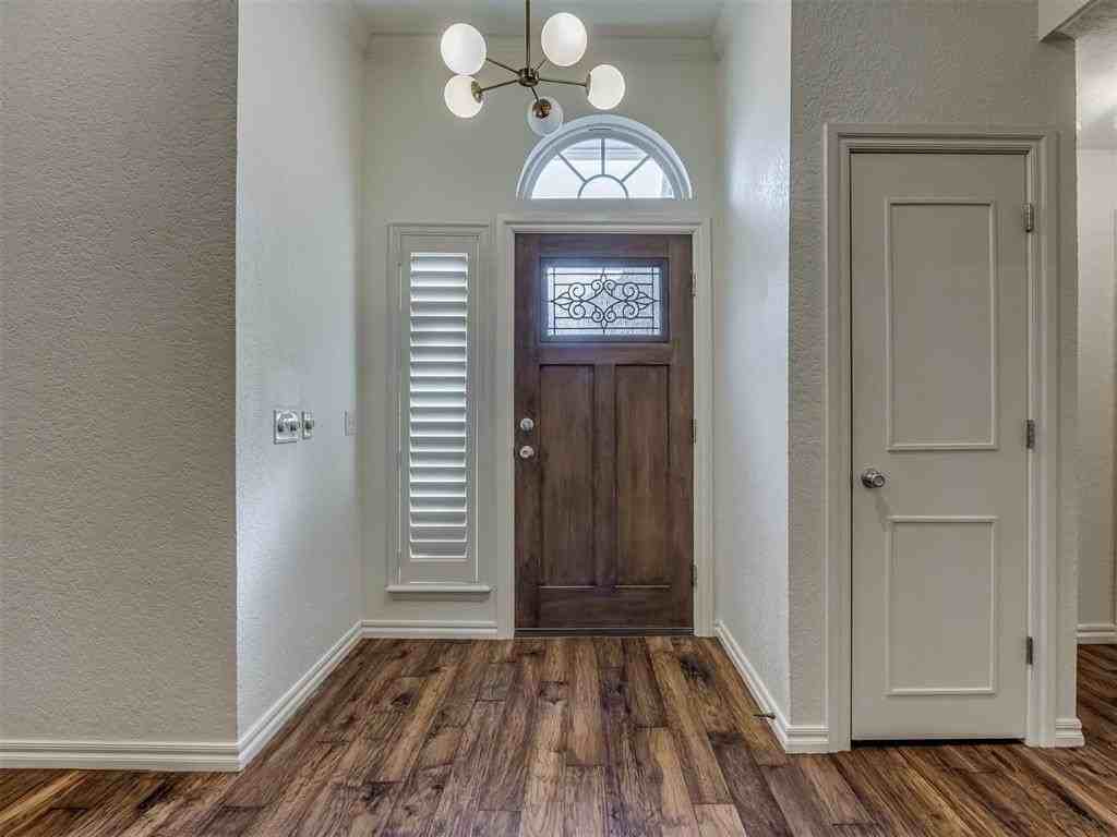 3028 Weymouth Way - Photo 3 of 29