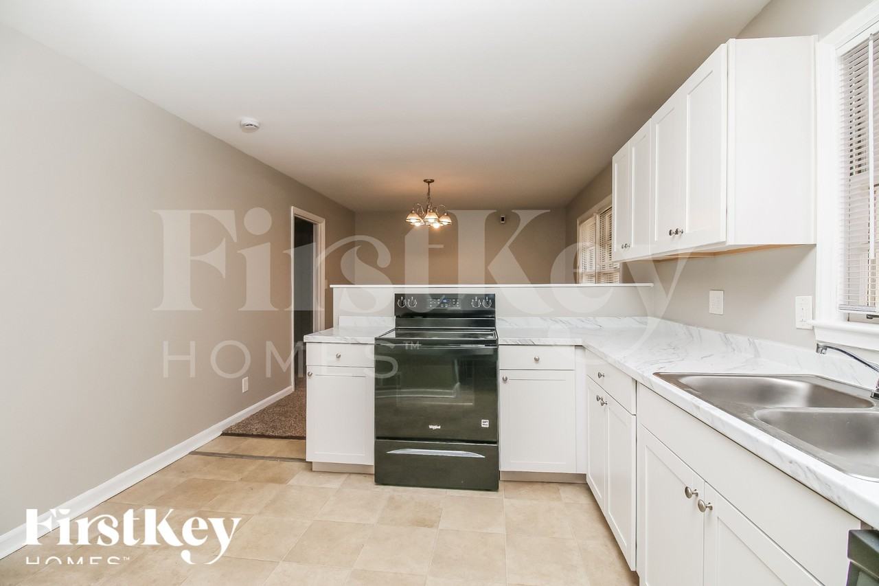 2672 Lilac Dr - Photo 6 of 19