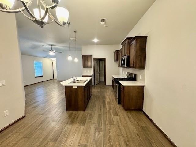 2404 Finesilver Ln - Photo 7 of 30