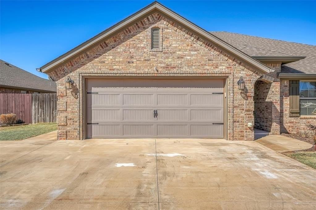 1101 Northridge Blvd - Photo 3 of 39