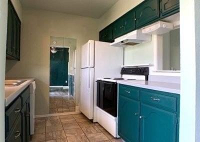 11433 N May Ave Apt B #B - Photo 4 of 8