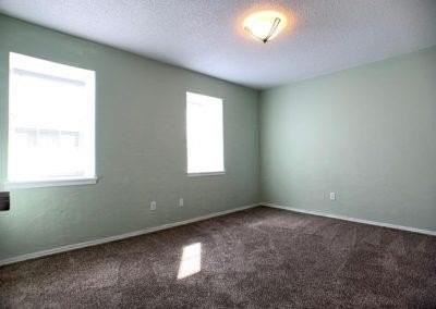 11433 N May Ave Apt B #B - Photo 6 of 8