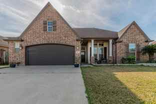 152 Sterling Ridge Dr - Photo 1 of 1