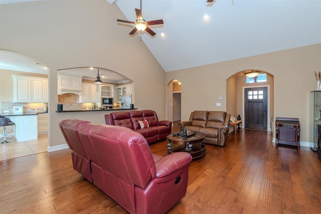 152 Sterling Ridge Dr - Photo 3 of 28