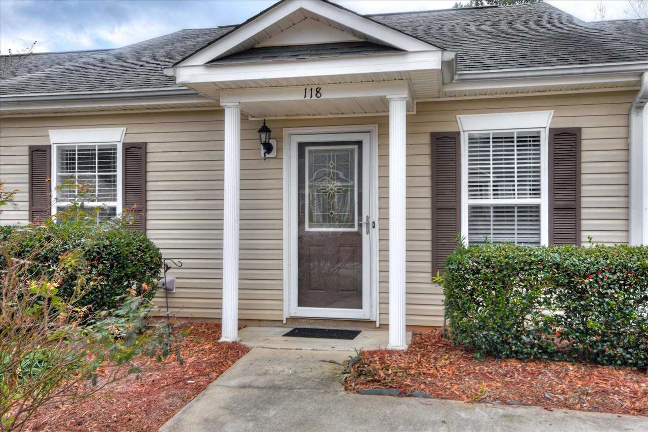 118 Portofino Ln Sw - Photo 2 of 28