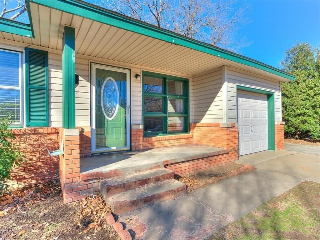 122 S Sherry Ave - Photo 2 of 20