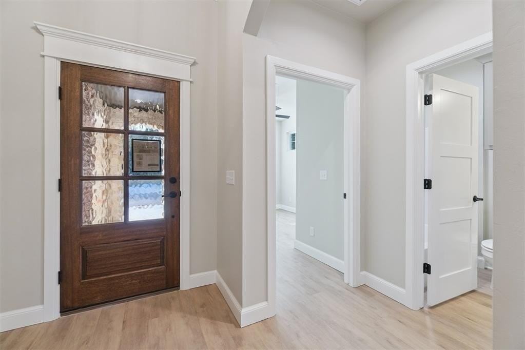 4212 Abbey Park Dr - Photo 2 of 42