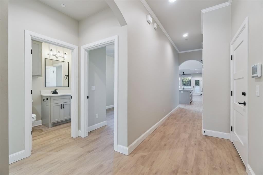 4212 Abbey Park Dr - Photo 3 of 42