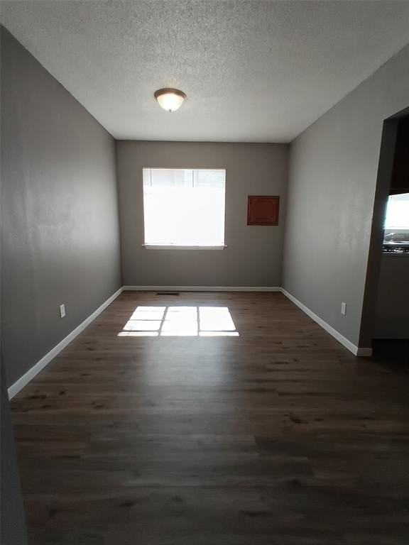 212 W Rose Dr - Photo 7 of 15