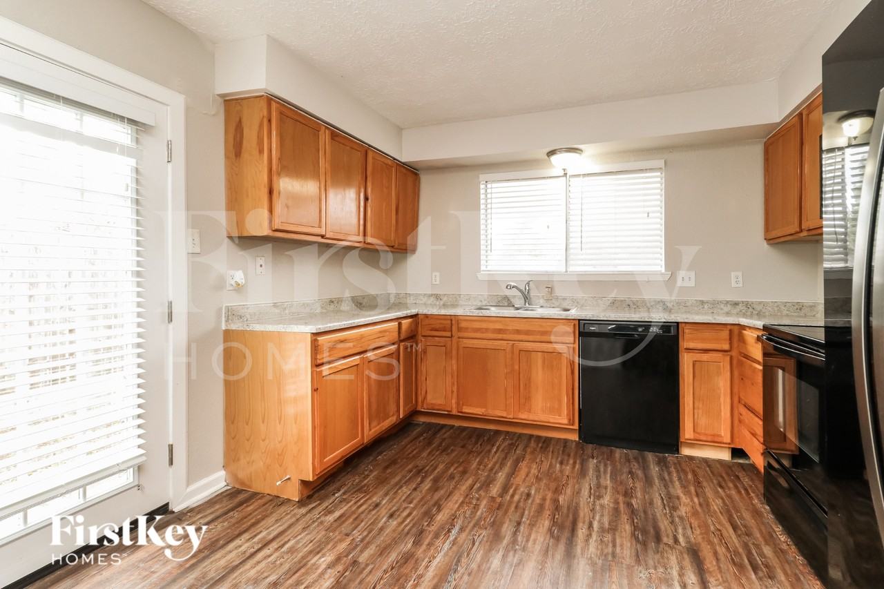 23203 Tree Bright Ln - Photo 7 of 16