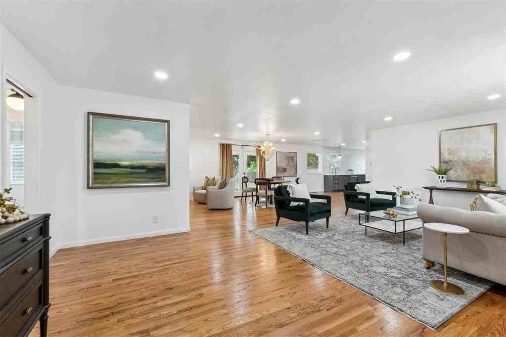 6201 N Styll Rd - Photo 5 of 21