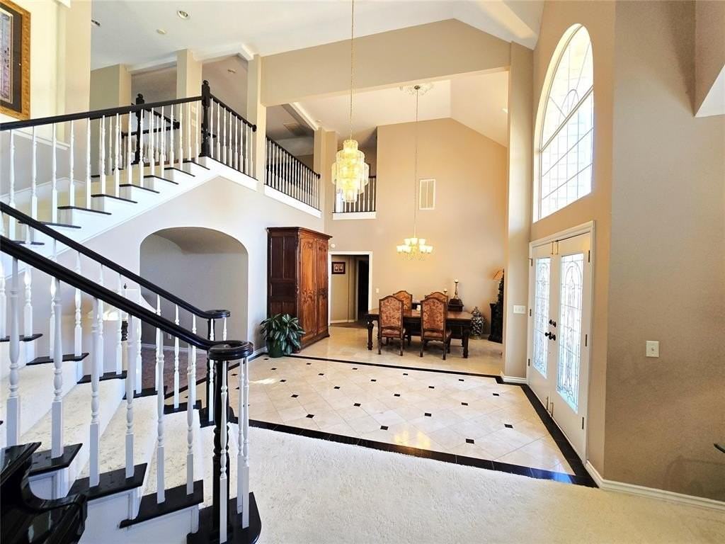 14509 Oakmond Rd - Photo 4 of 8