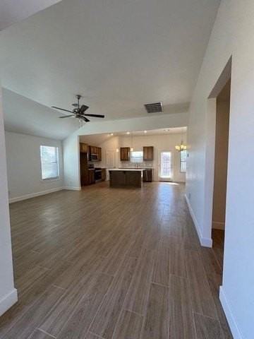 20110 Woodrock St - Photo 3 of 26