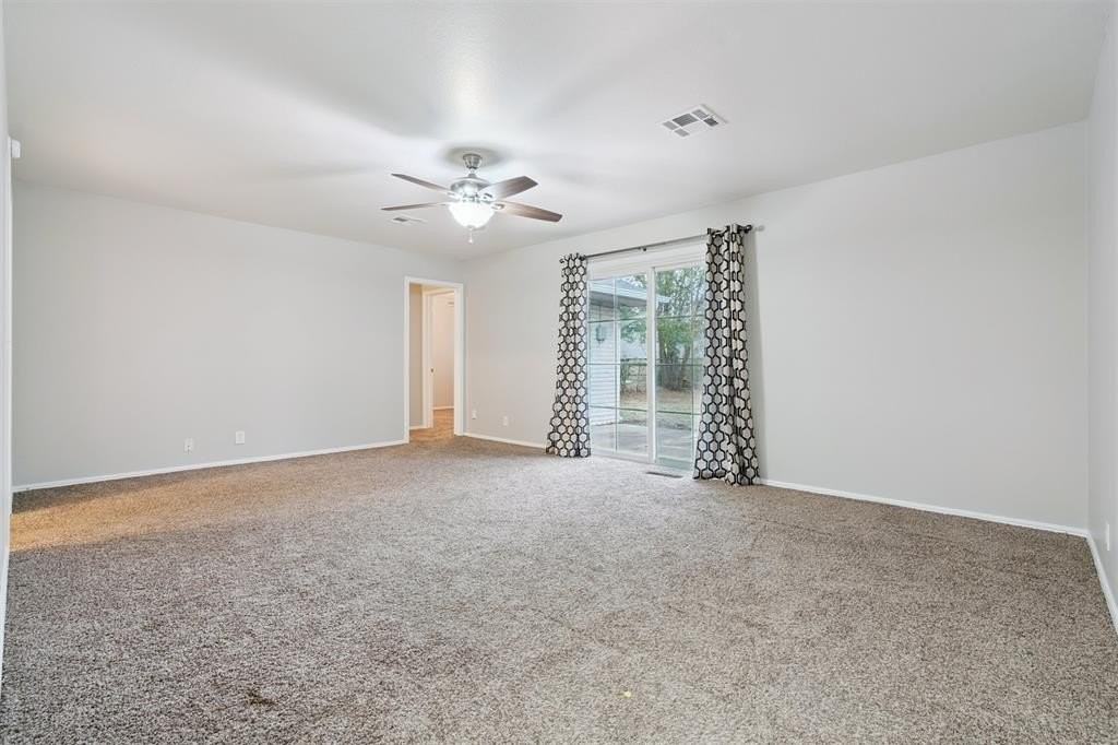 2508 Nw 109th St - Photo 5 of 29