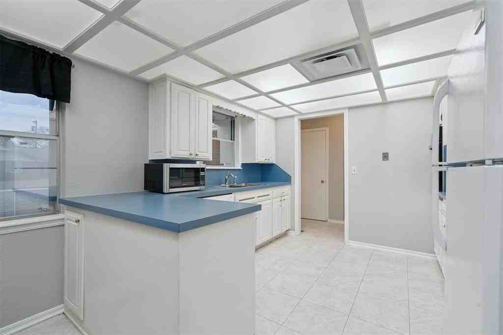 2508 Nw 109th St - Photo 7 of 29