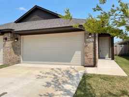 featured image of 2428 Northcreek Ln