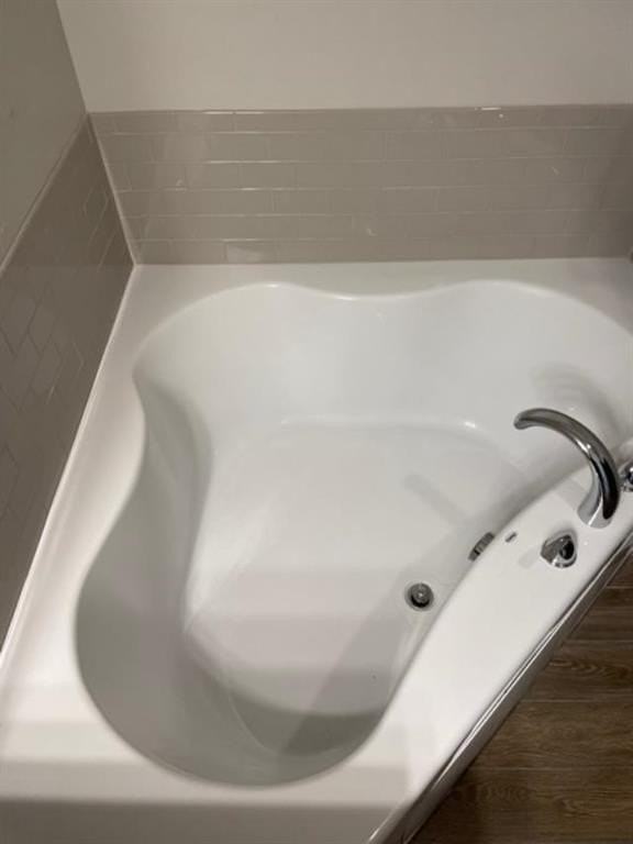 2428 Northcreek Ln - Photo 7 of 34