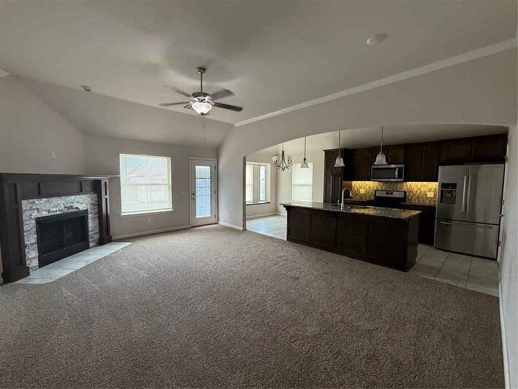 4117 Nw 153rd St - Photo 2 of 12