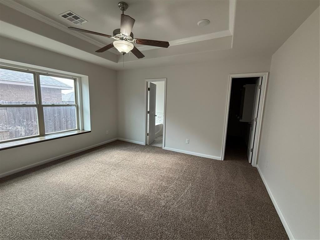 4117 Nw 153rd St - Photo 7 of 12