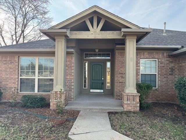 2220 Se 7th St - Photo 2 of 33