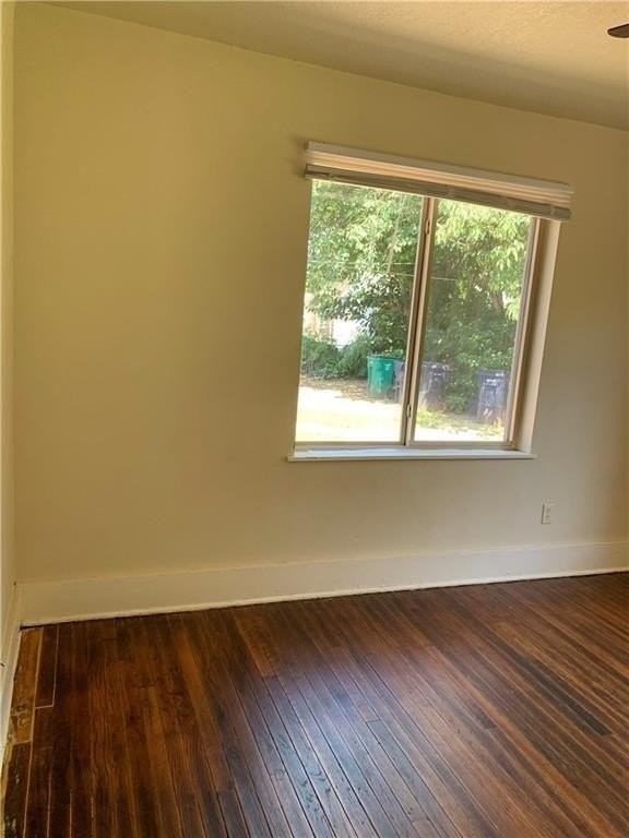 1614 N Marion Ave - Photo 5 of 8