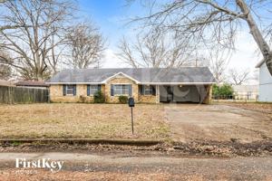 featured image of 1928 Croydon Ave