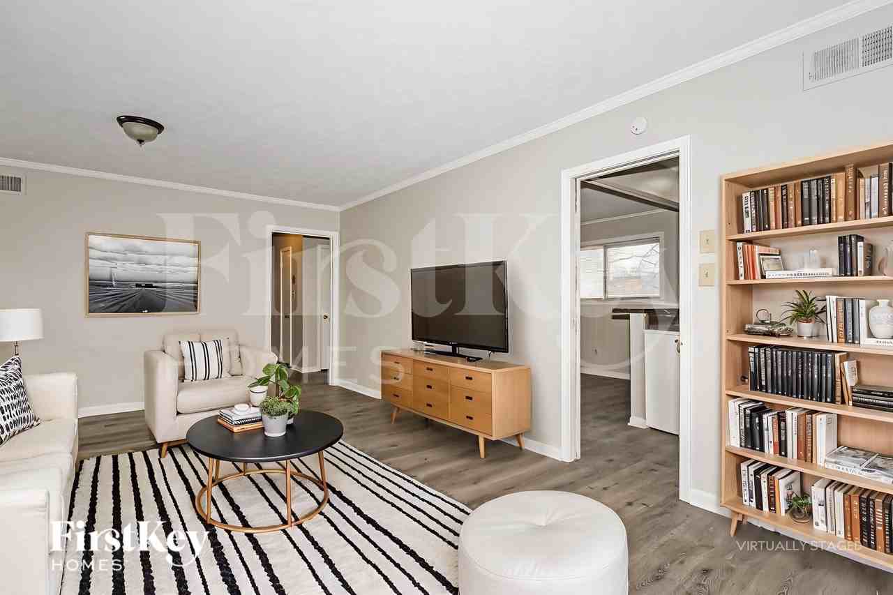 1928 Croydon Ave - Photo 4 of 19