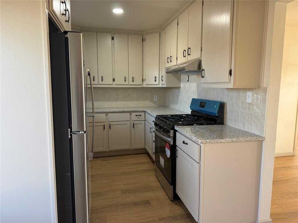 1115 Asalee St - Photo 2 of 18