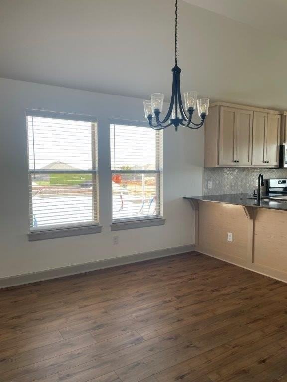 13313 Sw 5th St - Photo 4 of 20