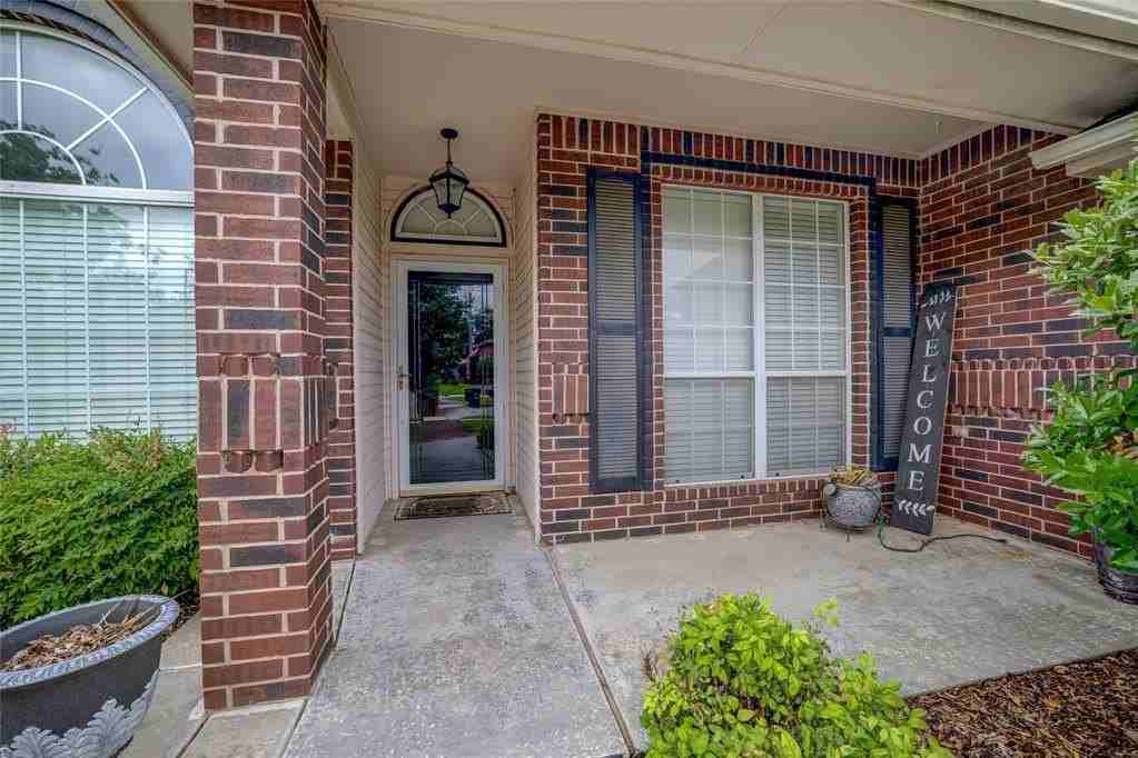 913 Elm Creek Dr - Photo 6 of 34