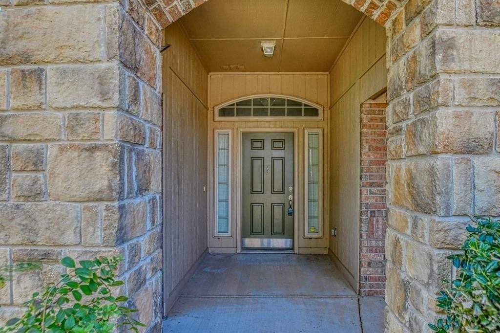 18012 Andalucia Dr - Photo 4 of 35