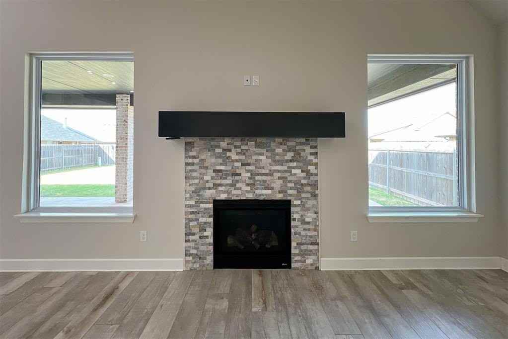 3925 Nw 166th Ter - Photo 7 of 42