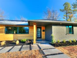 featured image of 2101 Nw 60th St