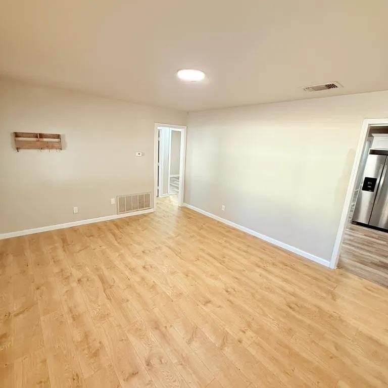 4004 Se 25th St - Photo 2 of 29