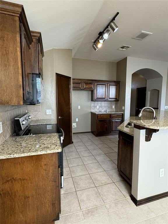 2344 Sw 138th St - Photo 6 of 13