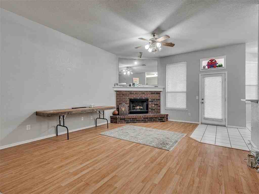 2608 Southern Hills Dr - Photo 6 of 33