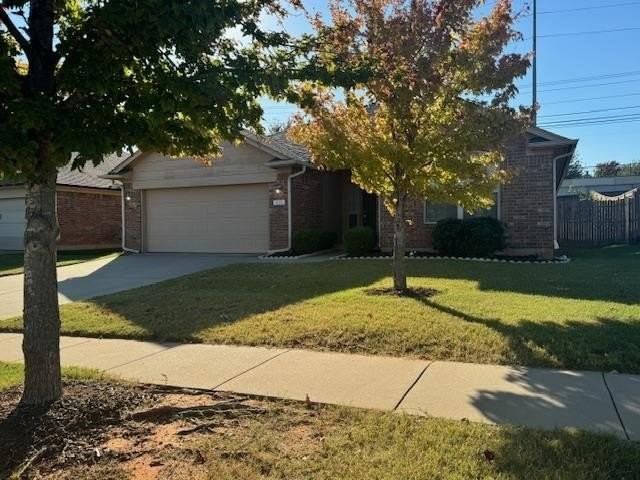 416 Lone Oak Dr - Photo 2 of 36