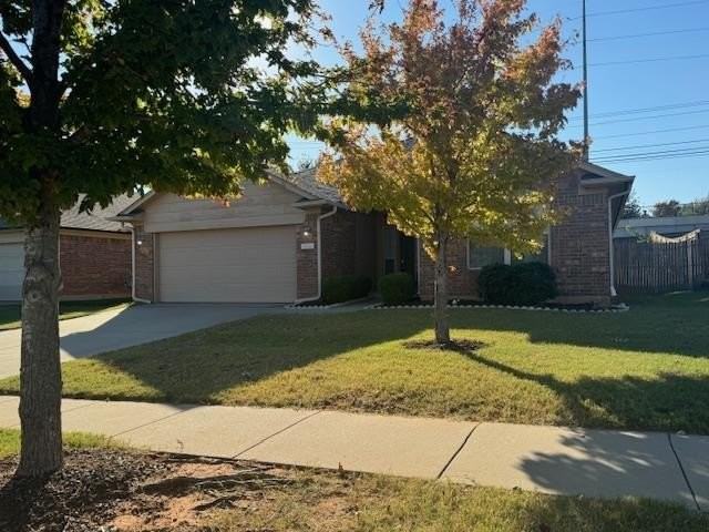 416 Lone Oak Dr - Photo 3 of 36