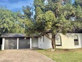 featured image of 4312 Meadowpark Dr