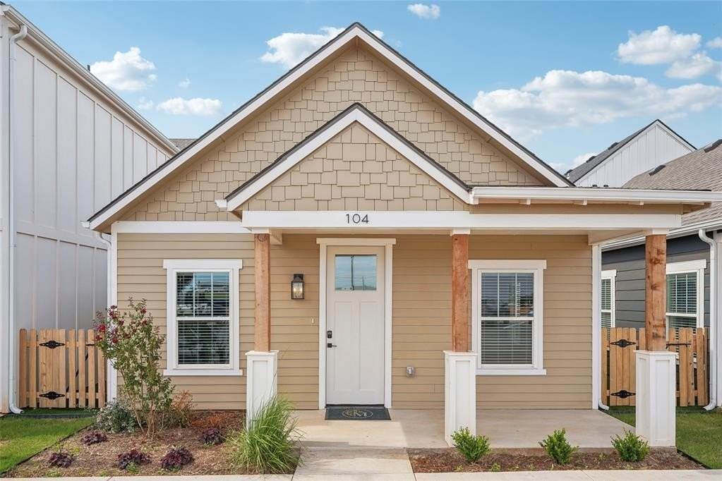 6300 W Memorial Rd Apt 801 #801