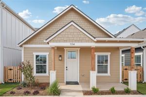 featured image of 6300 W Memorial Rd Apt 801 #801