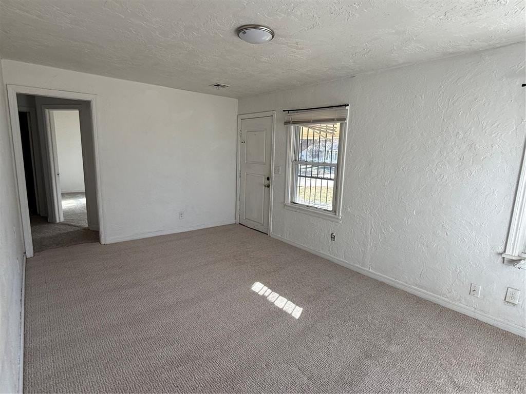 4101 Se 11th St - Photo 5 of 8