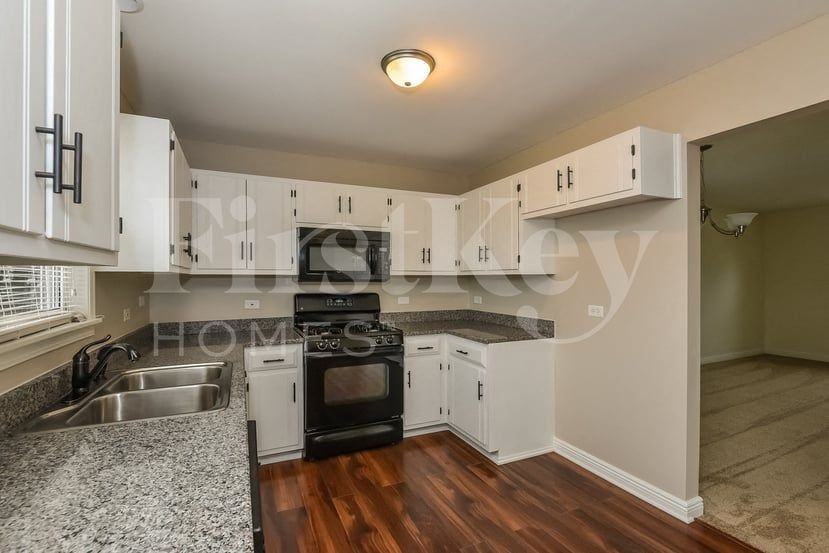 1410 Wood Duck Ln - Photo 5 of 15