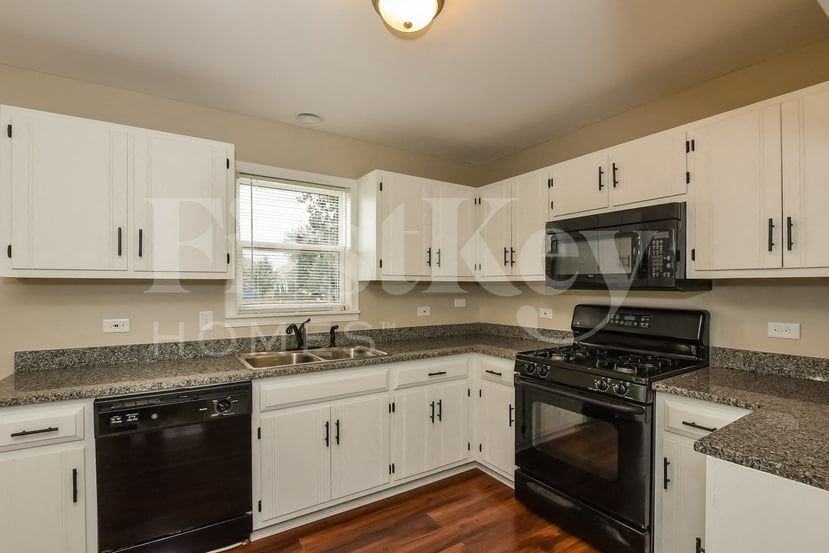 1410 Wood Duck Ln - Photo 6 of 15