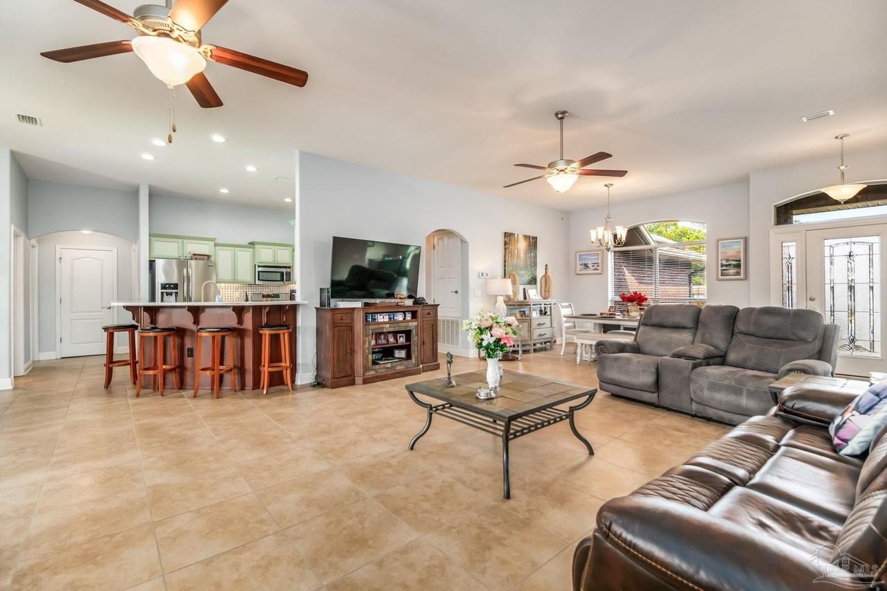 5202 English Oak Dr - Photo 7 of 50