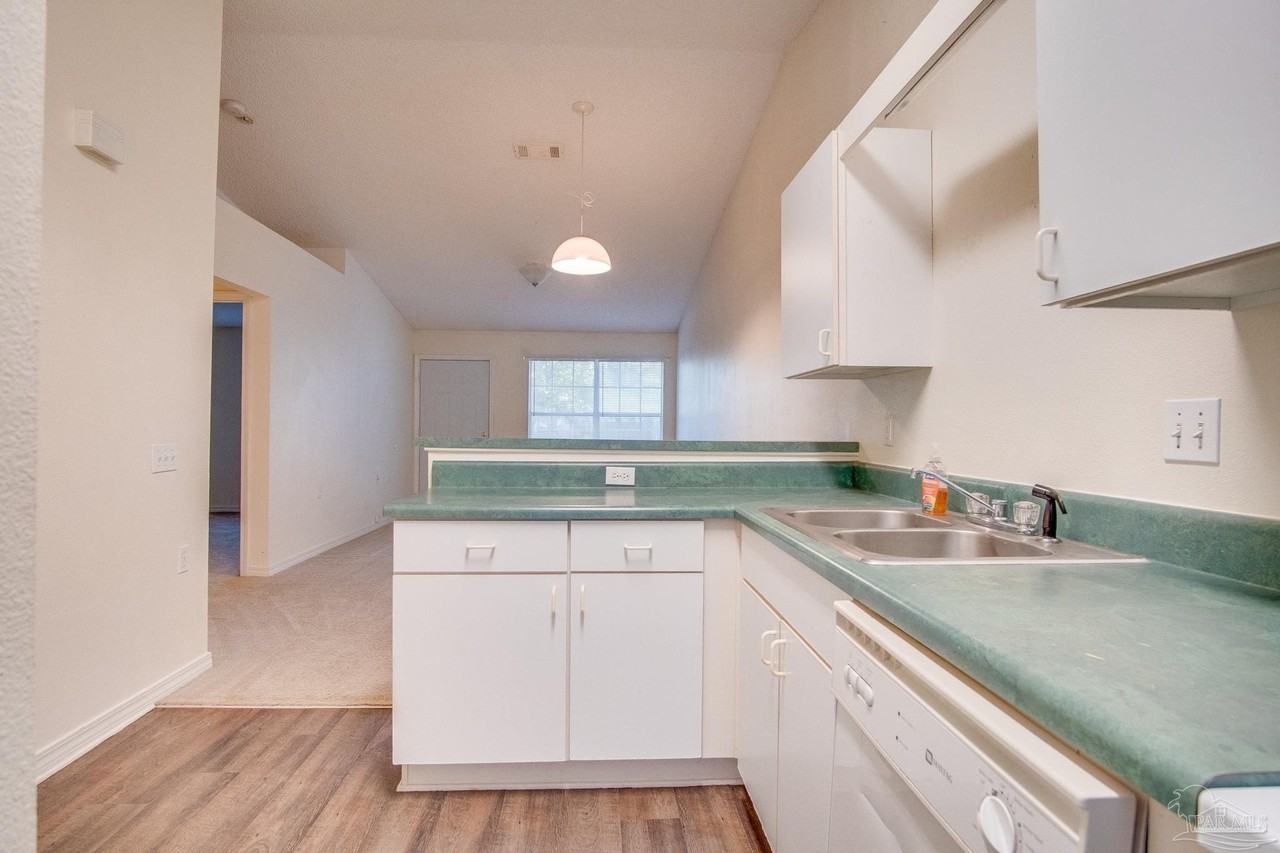 8115 Heirloom Dr - Photo 6 of 14