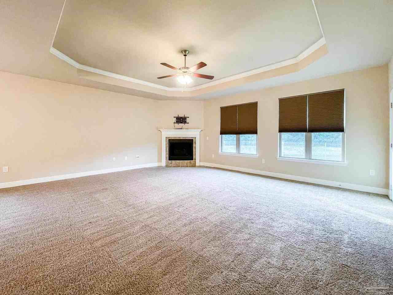 801 Oak Aly - Photo 5 of 38